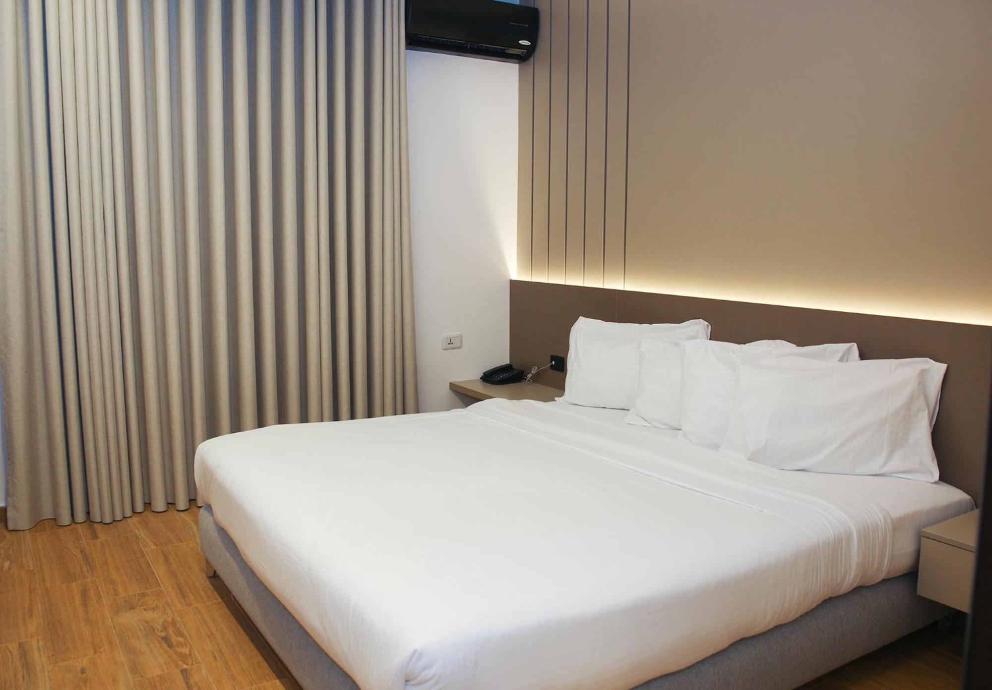 Spark Plaza Hotel Амман Экстерьер фото