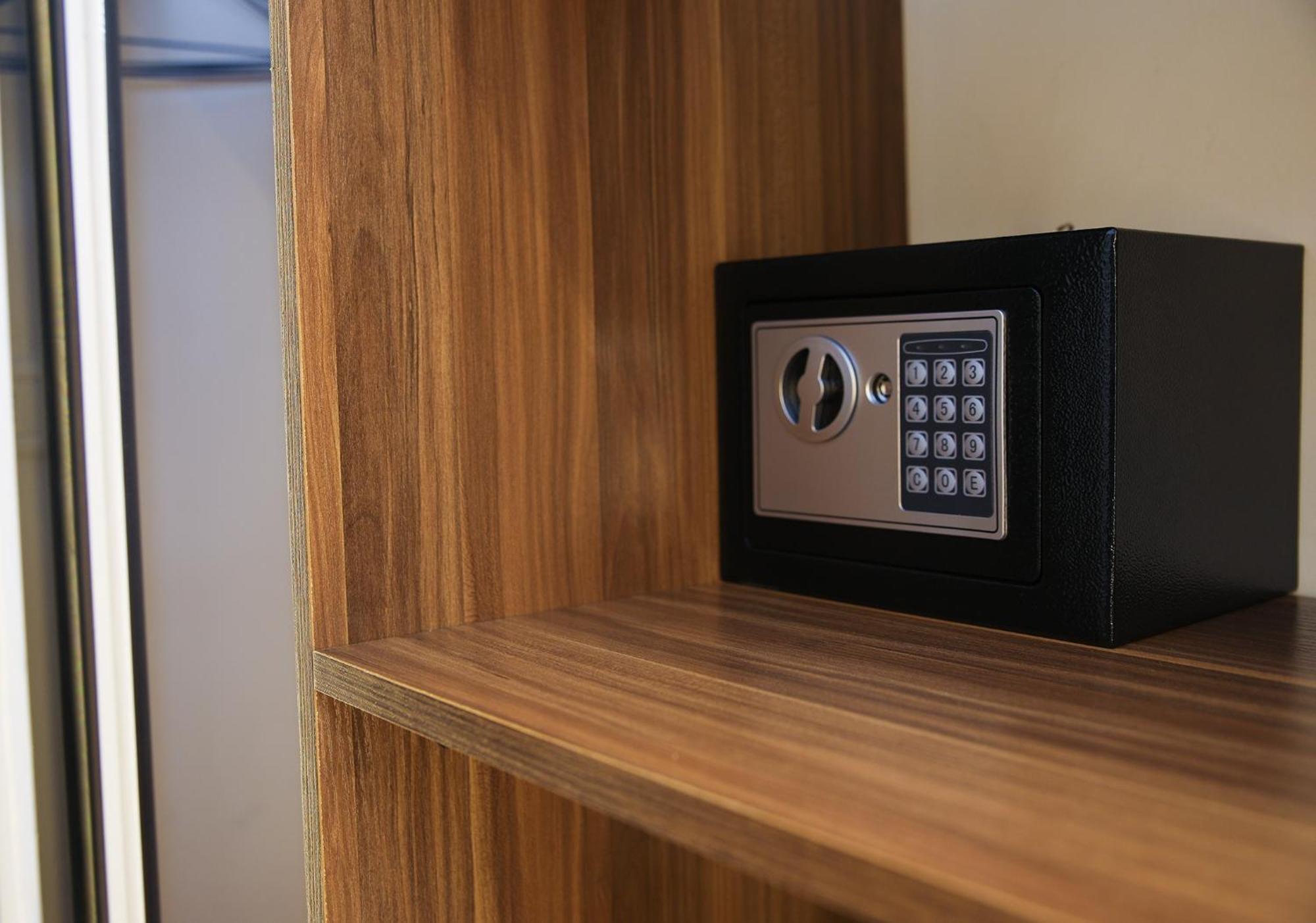 Spark Plaza Hotel Амман Экстерьер фото